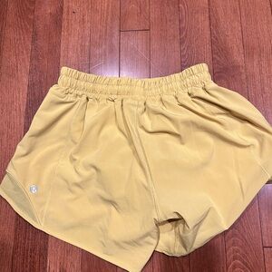 Women’s Lulu Lemon Hotty Hot Shorts